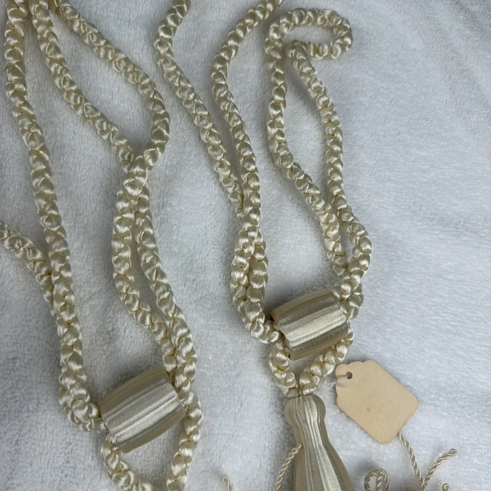 Lot Of 5 Ivory Curtain Tie Backs With Tassels Shiny/glossy Look Boho Rope Twist